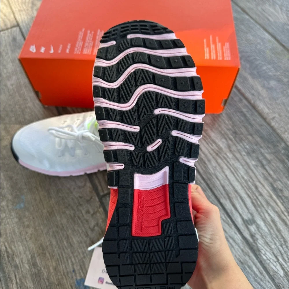 Brand New Nike Free Metcon 6 Women’s Workout Shoes IB4526 100_9
